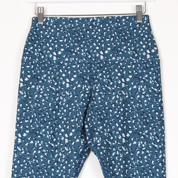 Lorna Jane High Waisted Crop Leggings - Picture 4 of 6